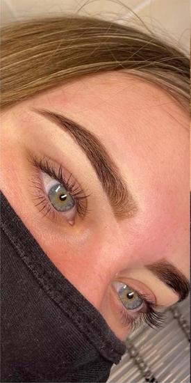 Before and after using Medium Chestnut Brow Henna